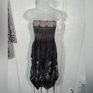 Lapis Black and White Floral Sleeveless Multiway Smocked Dress One Size EUC